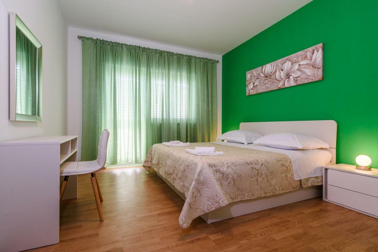 Accommodation Mamut Trogir Exterior foto